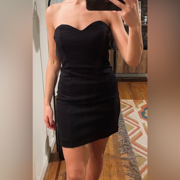 alice and olivia black strapless dress Alice & Olivia